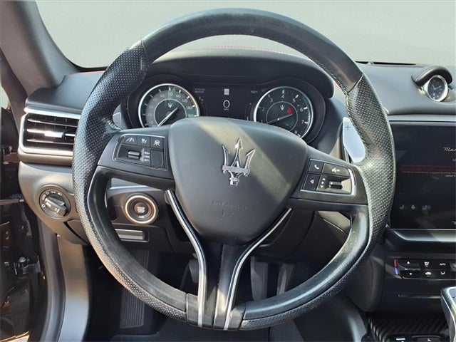 2022 Maserati Ghibli Modena Q4