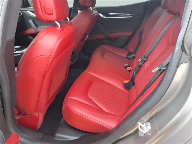 2022 Maserati Ghibli Modena Q4