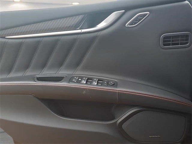 2021 Maserati Ghibli Trofeo