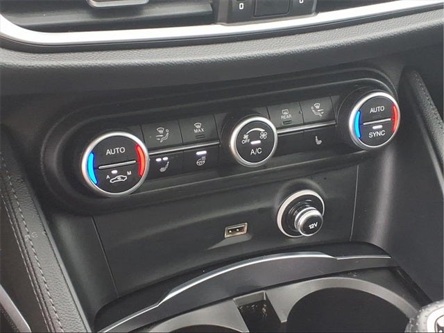 2023 Alfa Romeo Stelvio Sprint