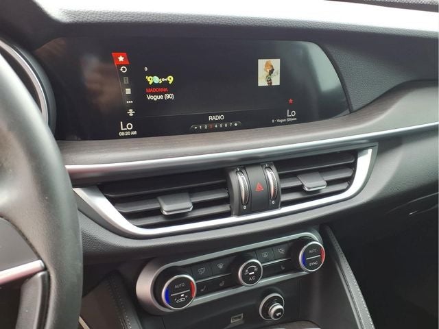 2019 Alfa Romeo Stelvio Ti
