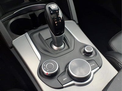 2019 Alfa Romeo Stelvio Ti Sport