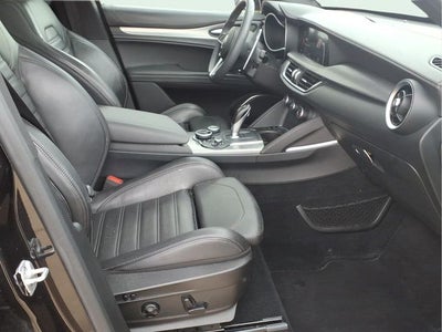 2019 Alfa Romeo Stelvio Ti Sport