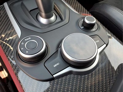 2019 Alfa Romeo Stelvio Quadrifoglio