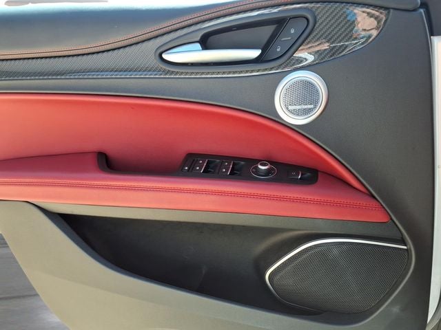 2019 Alfa Romeo Stelvio Quadrifoglio