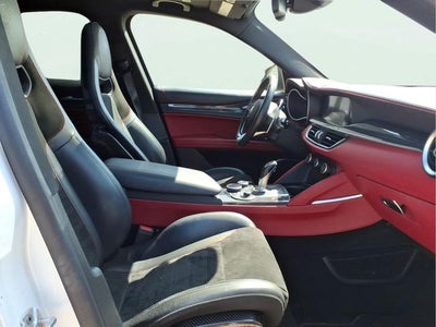 2019 Alfa Romeo Stelvio Quadrifoglio