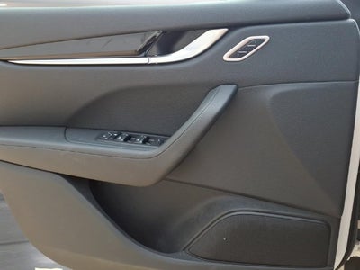 2023 Maserati Levante Modena